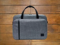 ACCESSORIES Herschel Supply Co. "Gibson" Messenger