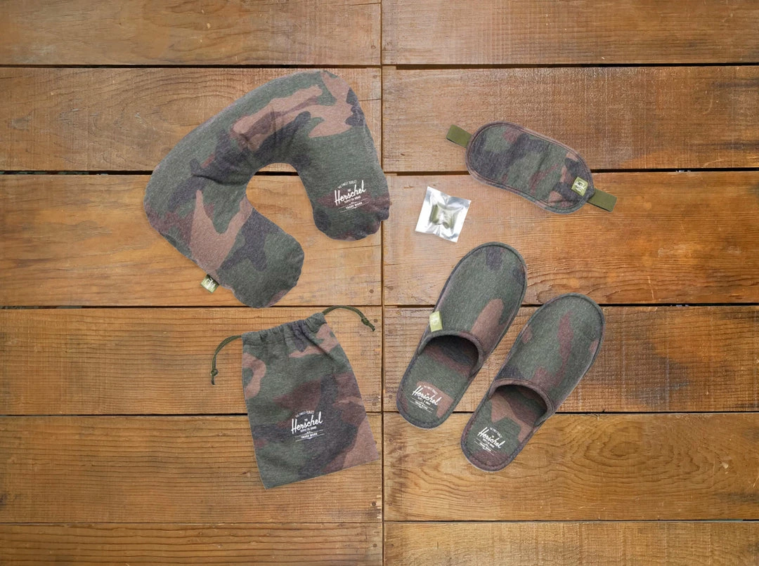 Herschel Supply Co. "Amenity Kit" 2 Herschel Supply Co. "Amenity Kit"